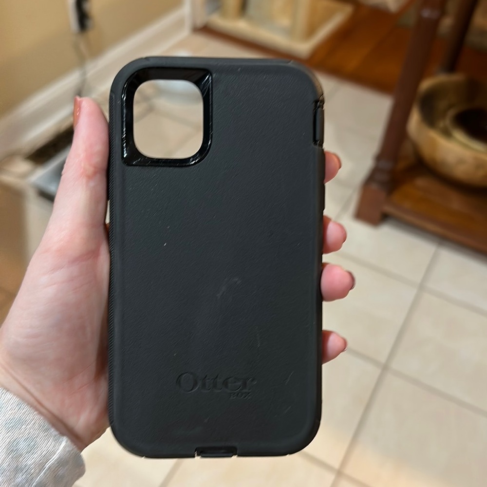One black defender series for iPhone 11